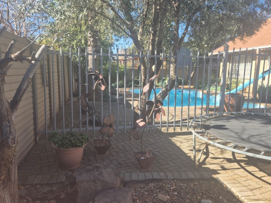 4 Bedroom Property for Sale in Fichardt Park Free State